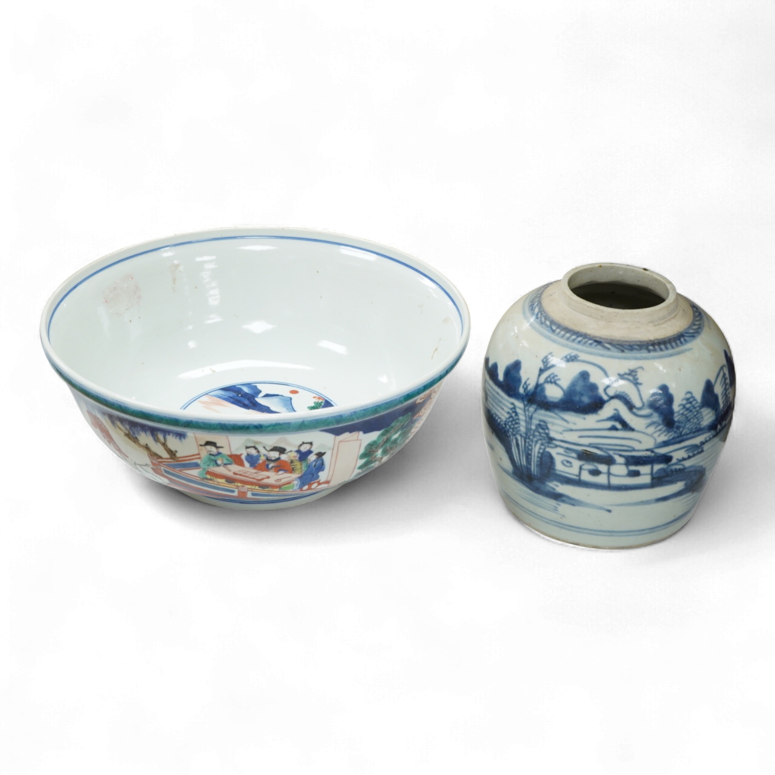 A Chinese famille verte ‘warriors’ bowl and a blue and white ginger jar, bowl 29.5cm diameter